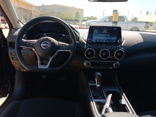 2025 Nissan Sentra SV photo 17