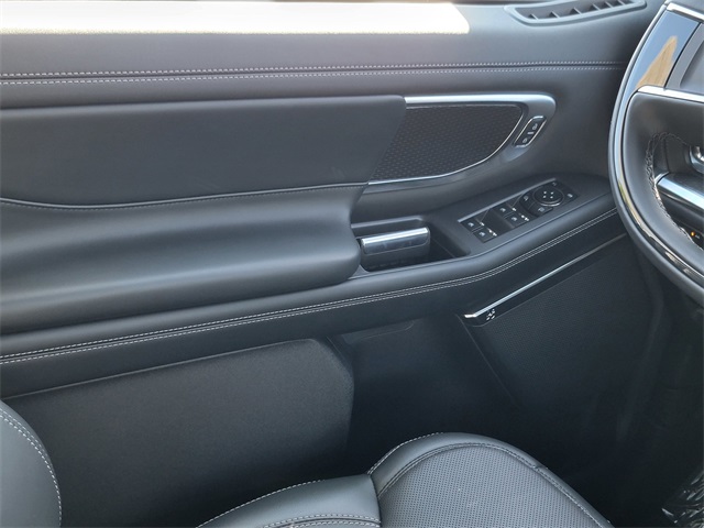 2025 Ford Expedition Platinum MAX photo 23