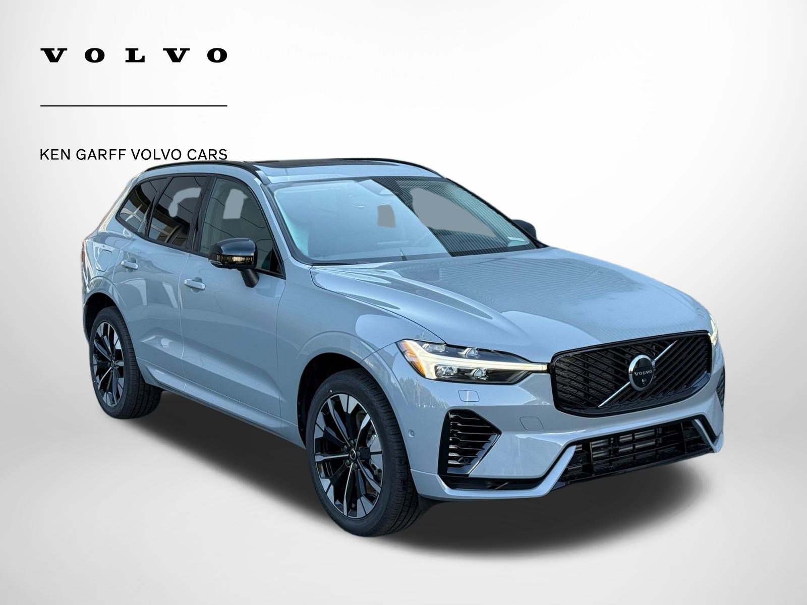 2026 Volvo XC60 Plus's photo