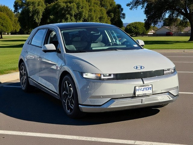 2024 Hyundai Ioniq 5 Limited photo 3