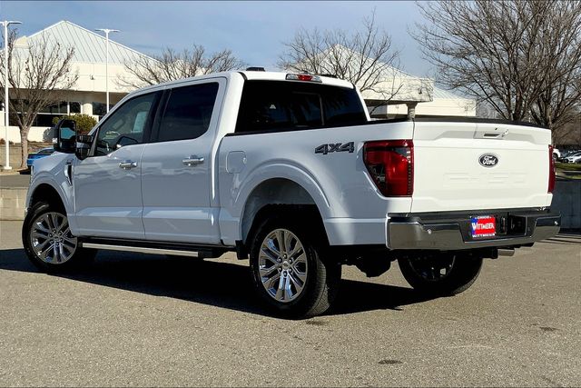 2025 Ford F-150 XLT photo 3