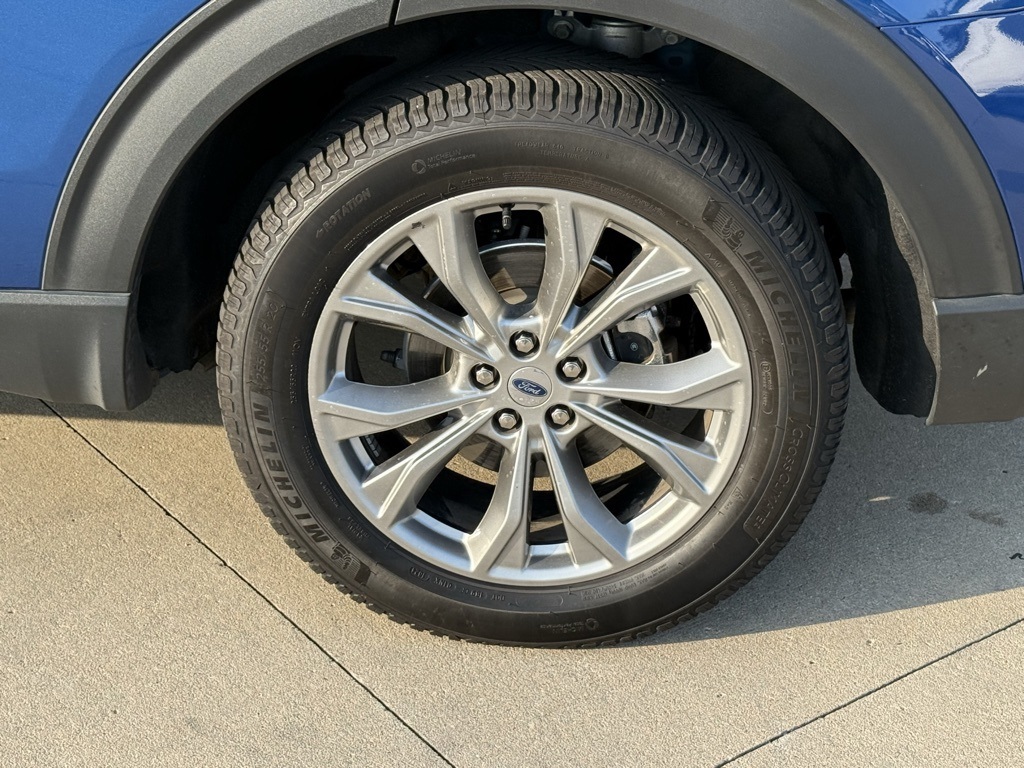 2022 Ford Explorer Limited photo 10