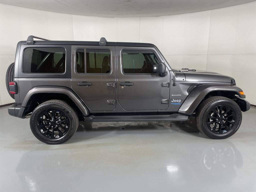 2022 Jeep Wrangler Unlimited Sahara 4xe photo 9