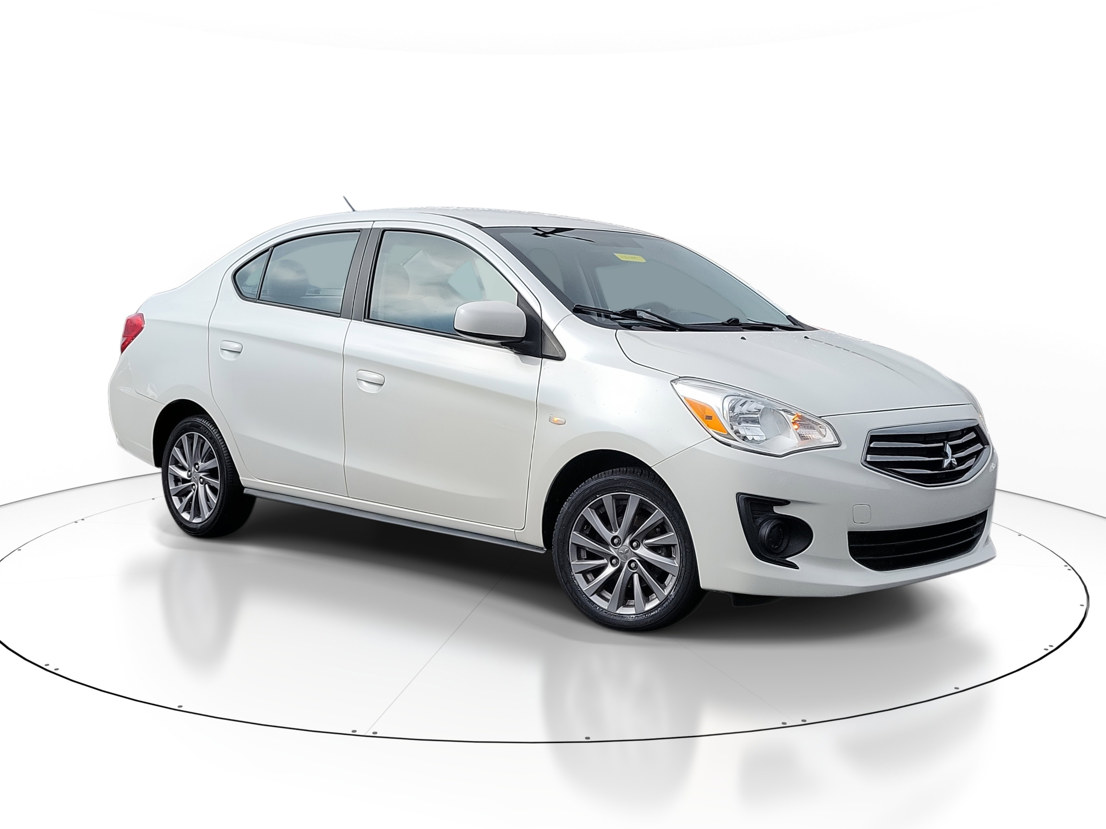 2019 Mitsubishi Mirage G4 ES's photo