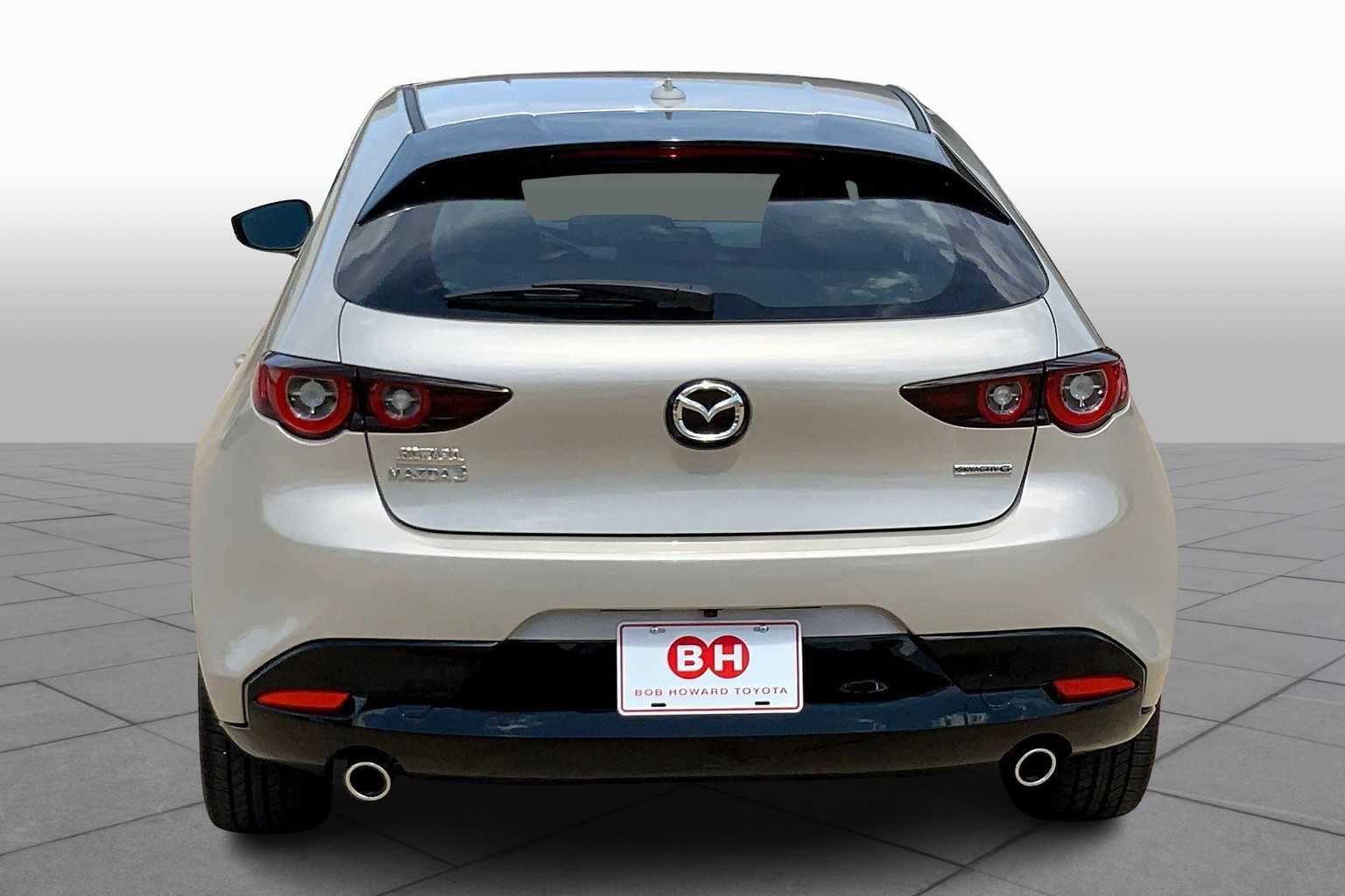 2025 Mazda Mazda3 Hatchback 2.5 s Premium photo 2
