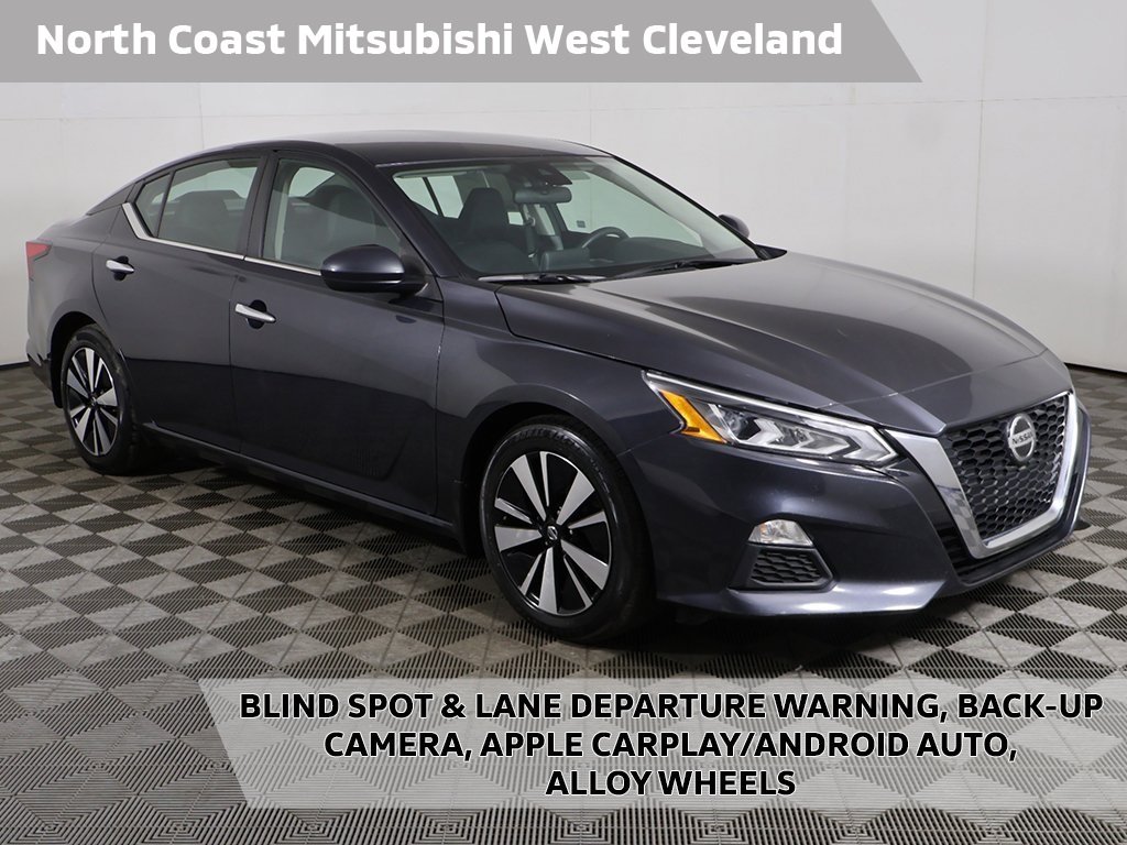 2022 Nissan Altima SV