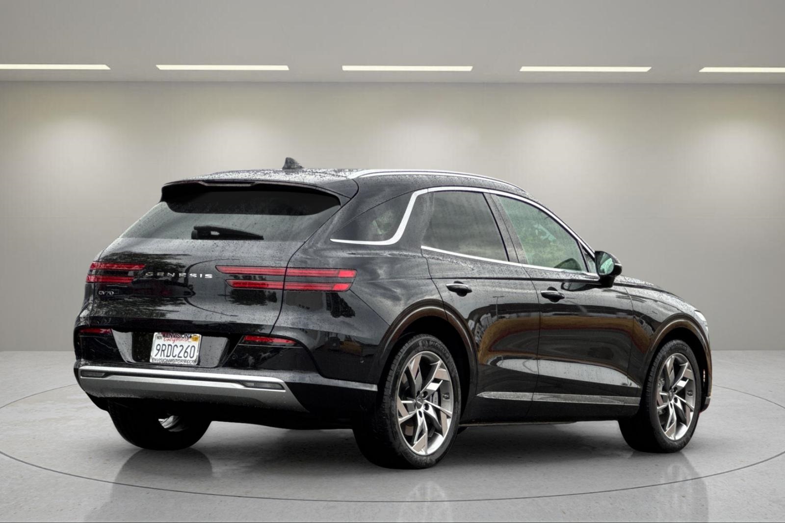 2025 Genesis Electrified GV70 Advanced photo 3