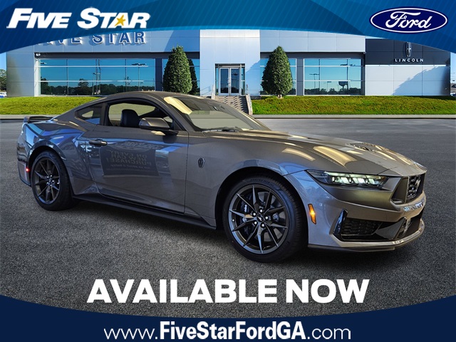 2026 Ford Mustang Dark Horse's photo