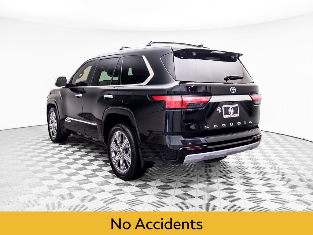 2024 Toyota Sequoia Capstone photo 3