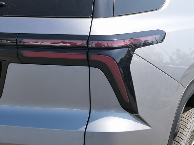 2026 Chevrolet Traverse photo 4