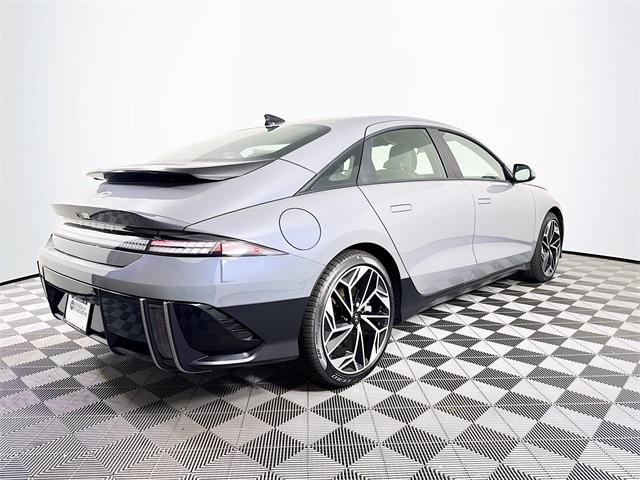 2025 Hyundai Ioniq 6 SEL photo 6