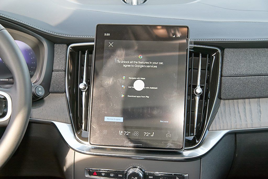 2026 VOLVO XC90 - Image 26