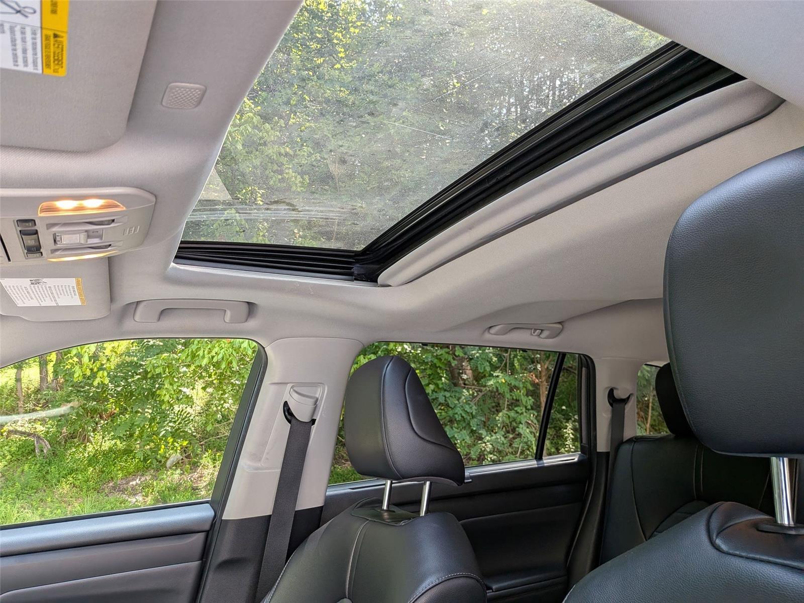2022 Toyota Highlander XLE photo 15