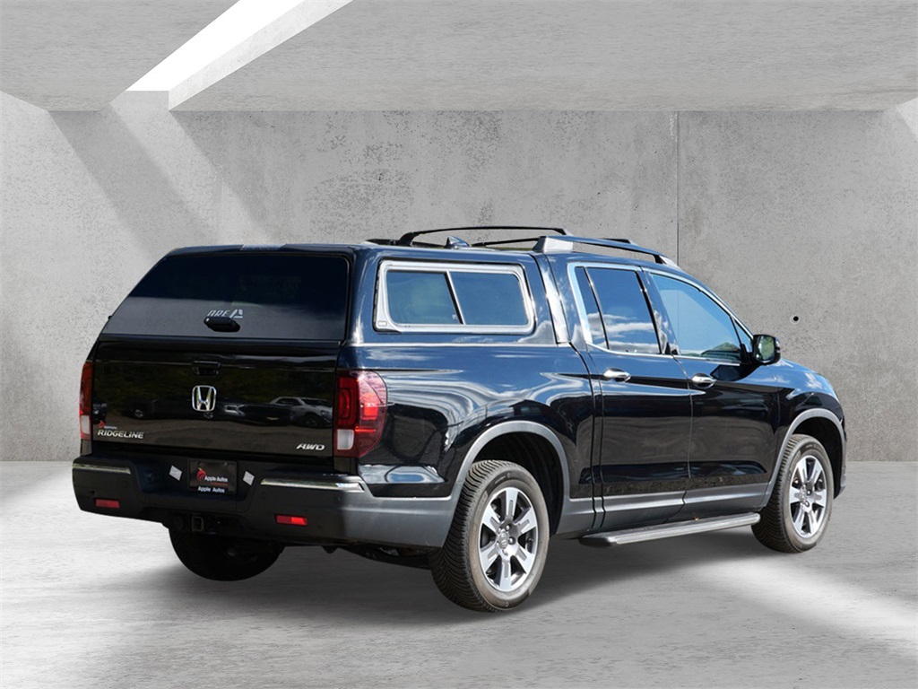 2019 Honda Ridgeline RTL-E photo 3