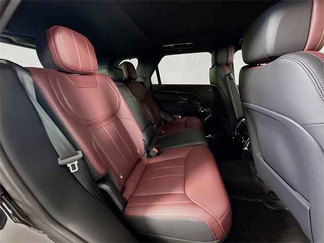 2025 Land Rover Range Rover Sport SE photo 26