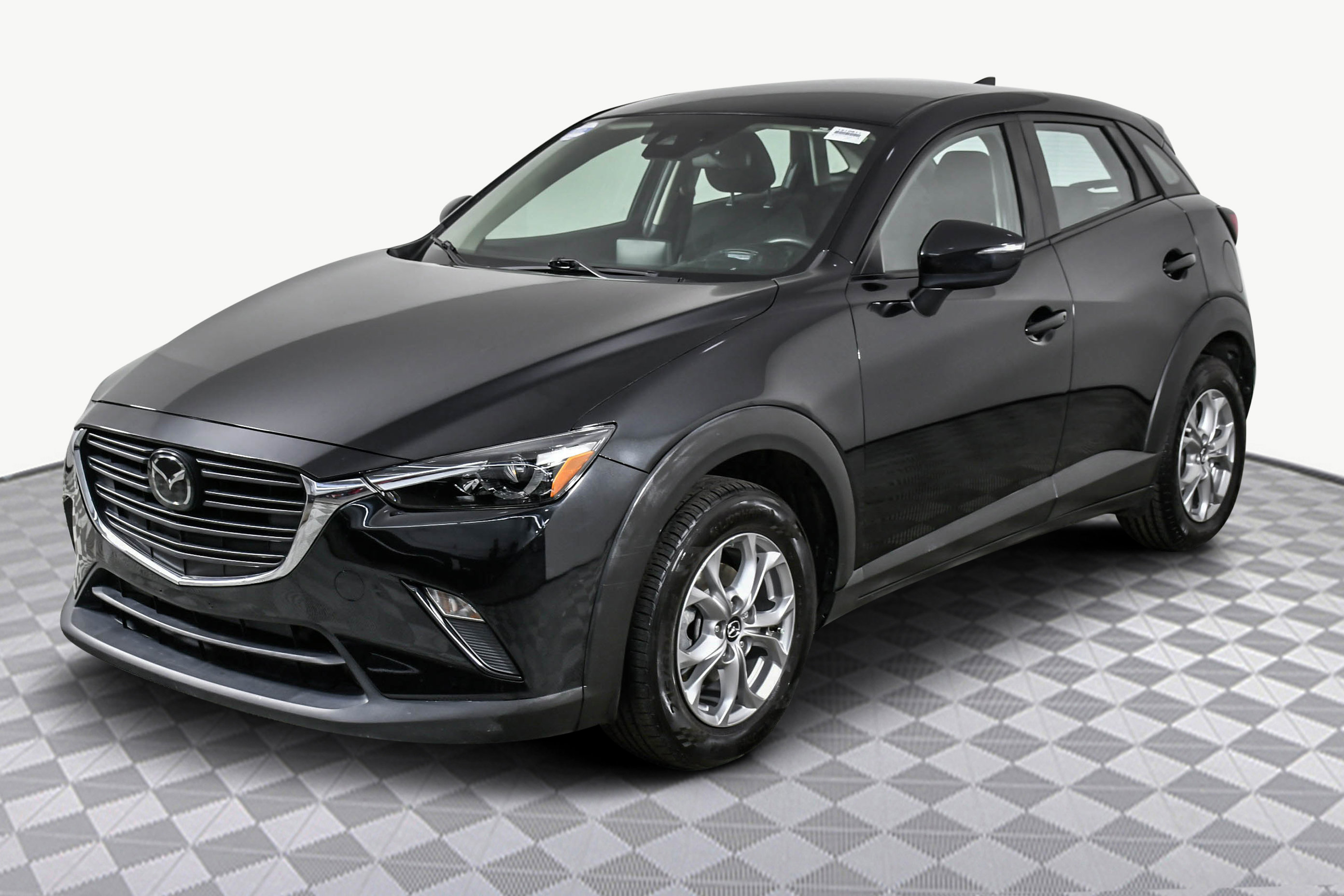 2021 Mazda CX-3 Sport photo 3