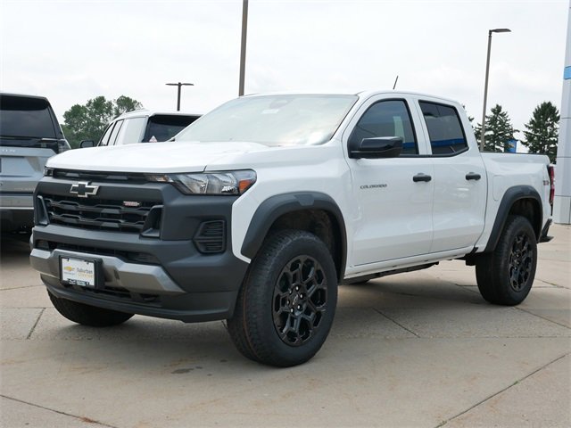 2026 Chevrolet Colorado Trail Boss photo 3