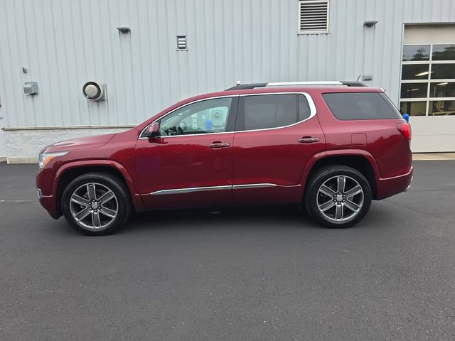 2017 Gmc Acadia Denali photo 2