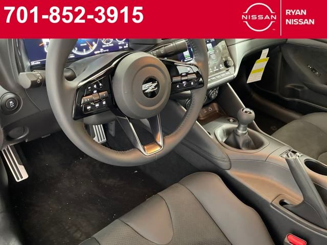 2025 Nissan Z Performance photo 2