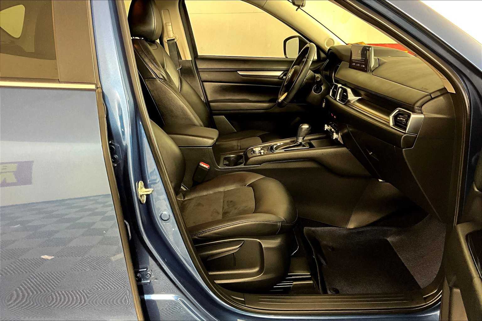 2023 Mazda CX-5 2.5 Select photo 8