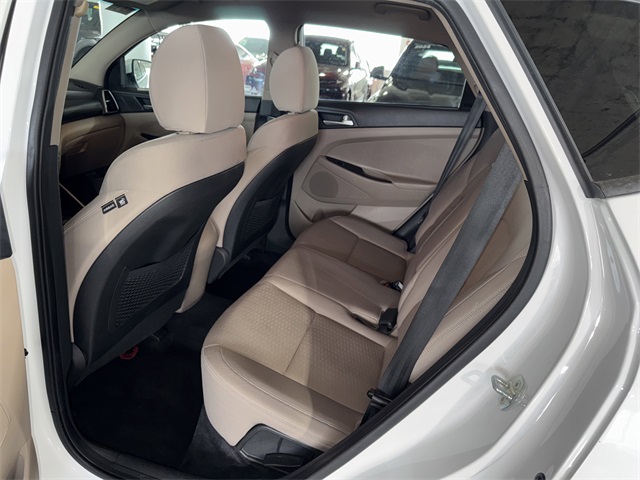 2021 Hyundai Tucson SE photo 12