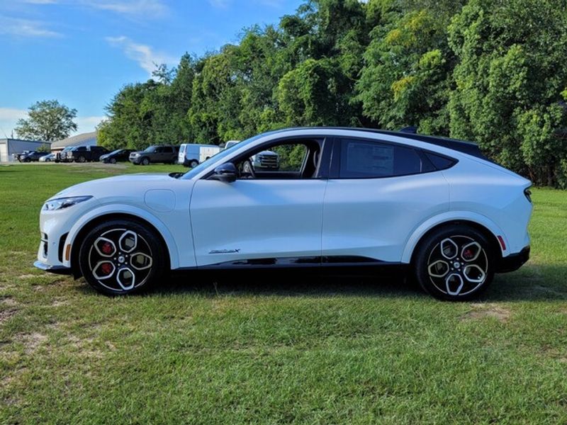 2023 Ford Mustang Mach-E GT photo 2