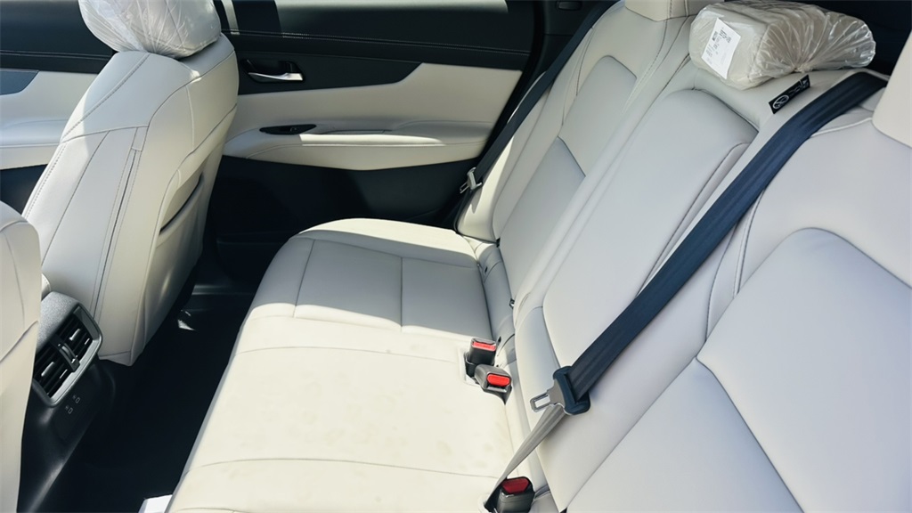 2025 Nissan Murano SL photo 25