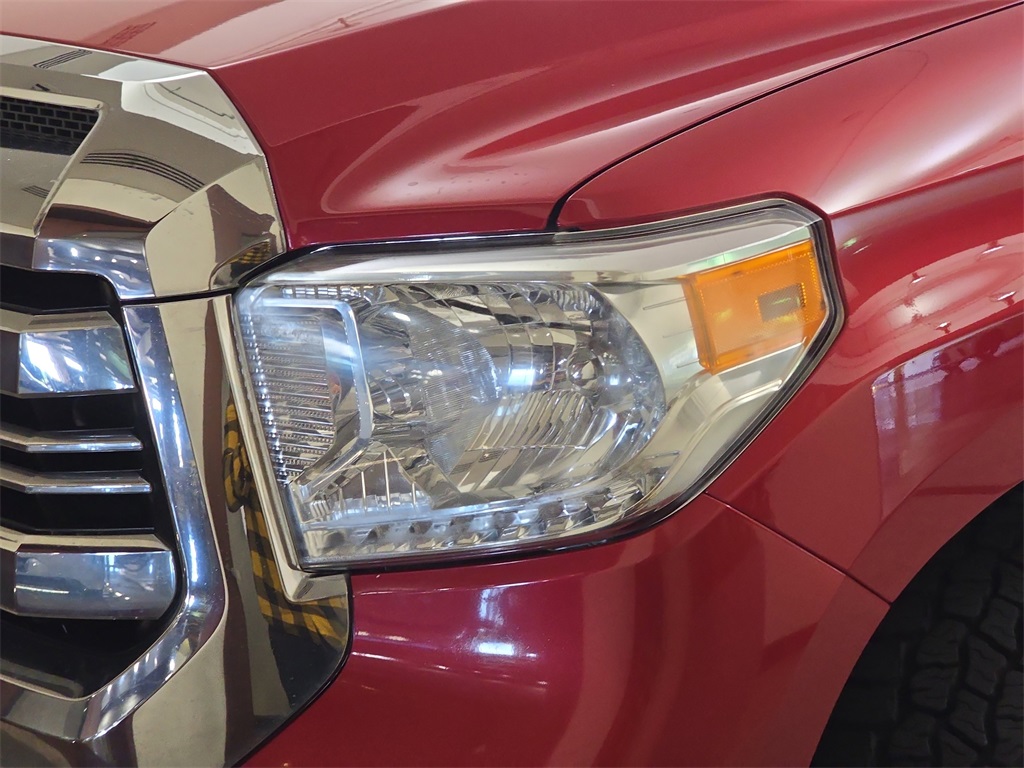 2016 Toyota Tundra SR5 photo 31