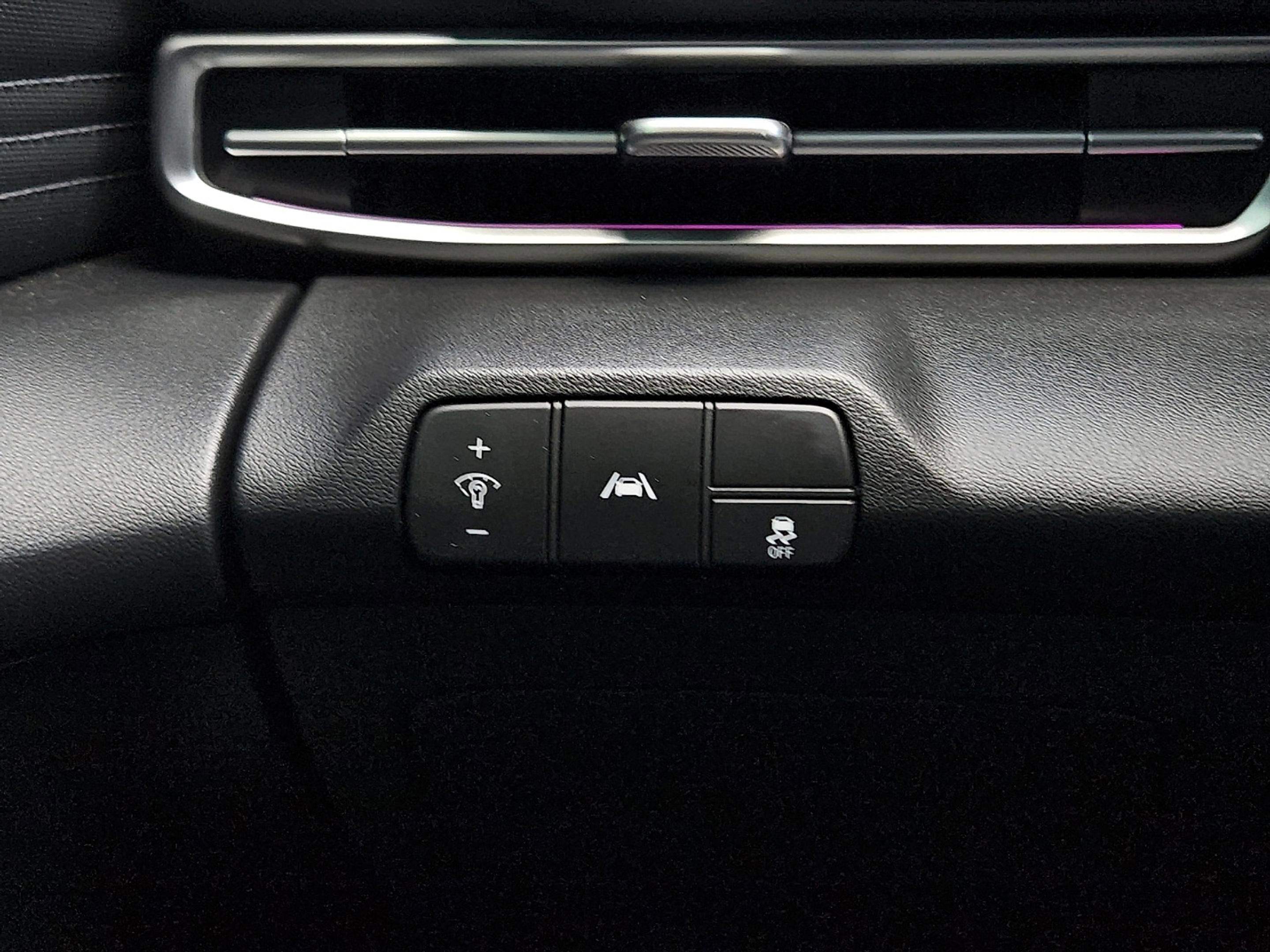 2023 Hyundai Elantra Limited photo 22