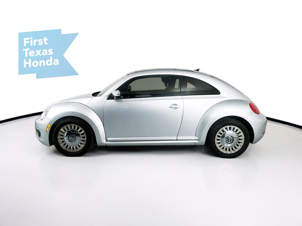 2013 Volkswagen Beetle 2.5L photo 4