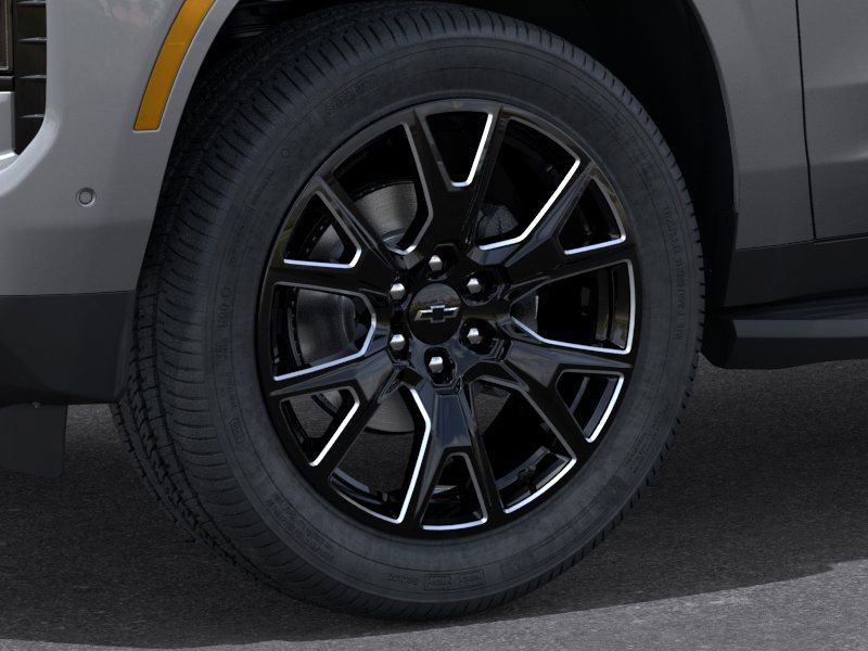 2025 Chevrolet Tahoe LT photo 9