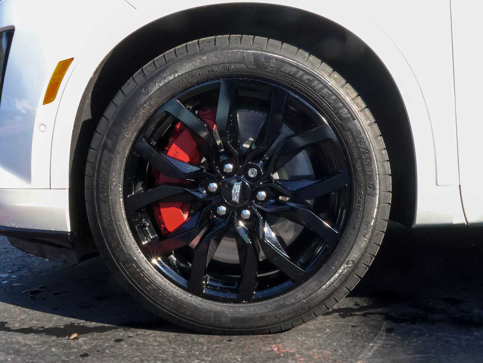 2023 Cadillac XT6 Sport photo 7