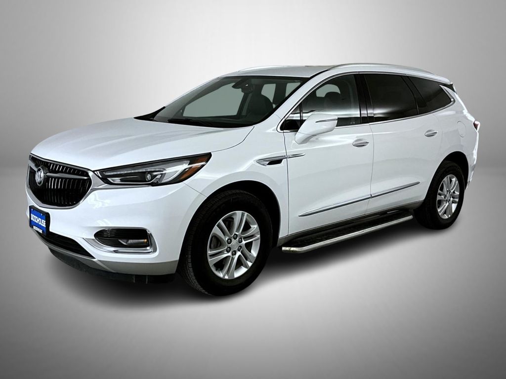 2020 Buick Enclave Essence's photo