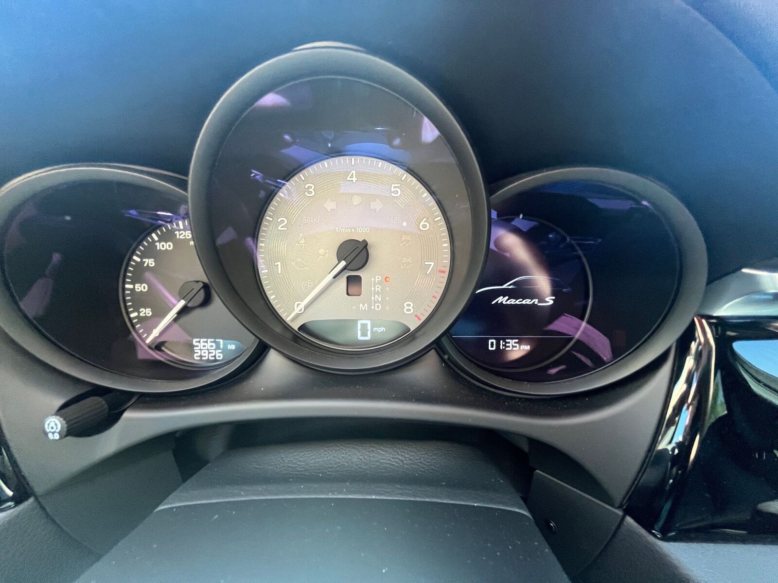 2024 Porsche Macan S photo 10