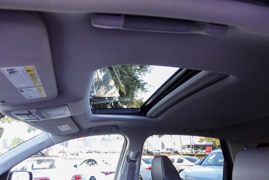 2019 Acura MDX photo 12