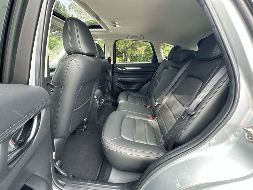 2022 Mazda CX-5 2.5 S Preferred photo 27