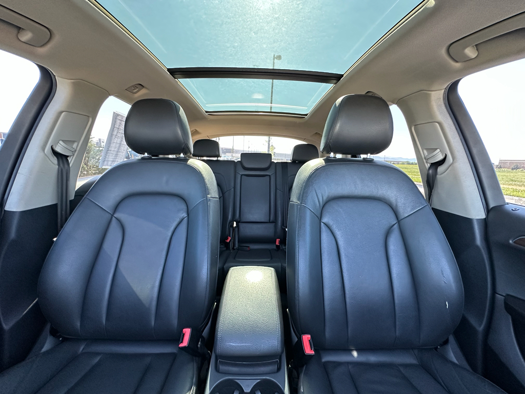 2012 Audi Q5 3.2 Premium Plus photo 13