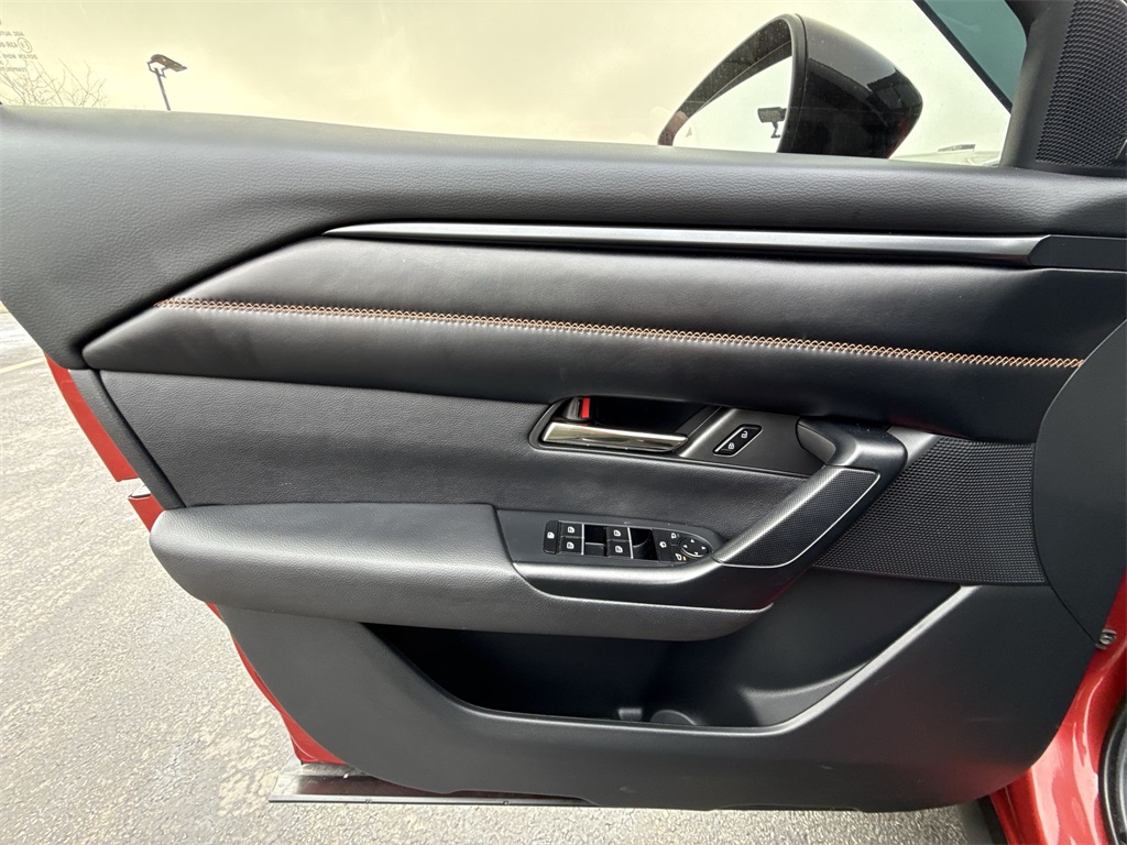 2023 MAZDA CX-50 - Image 12