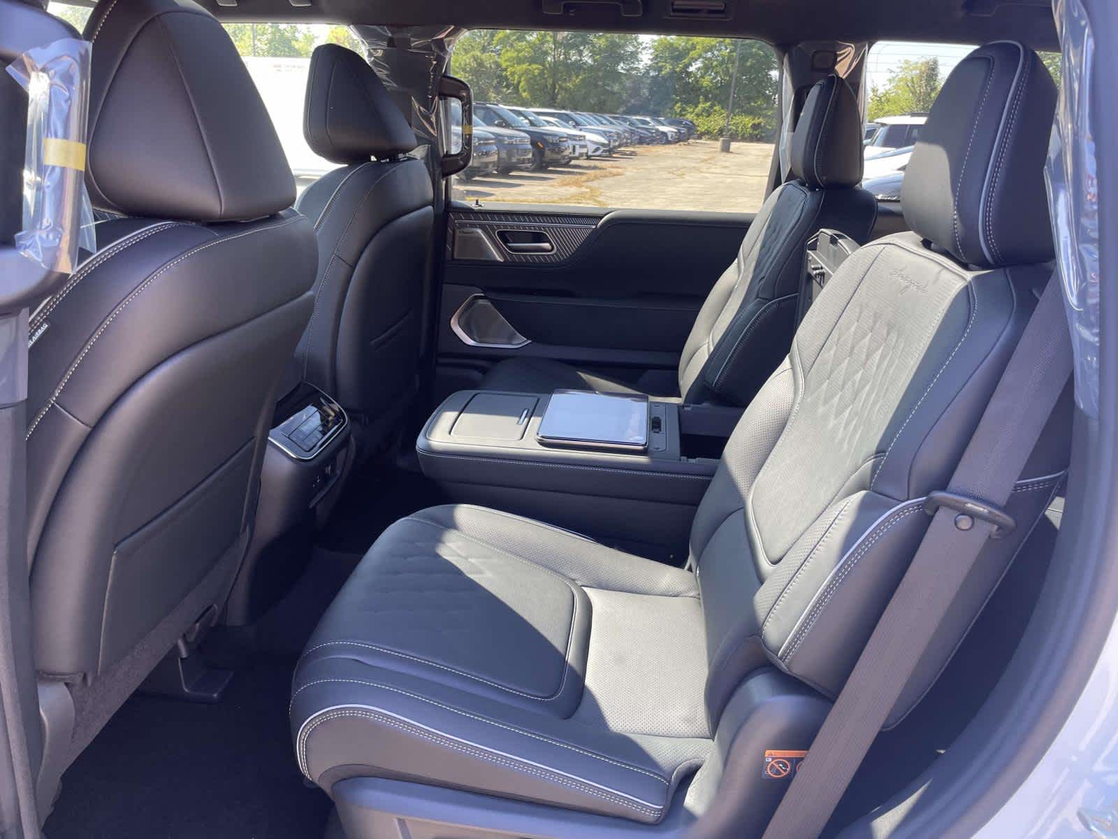 2026 Infiniti QX80 photo 12