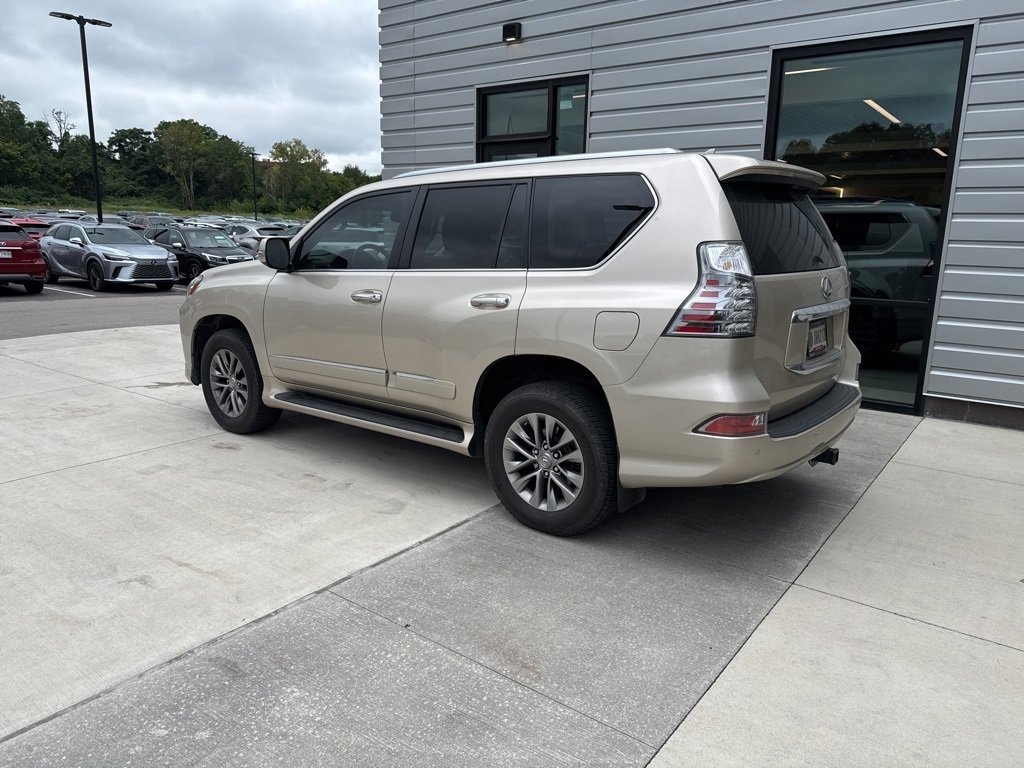 2015 Lexus GX 460 Luxury photo 5