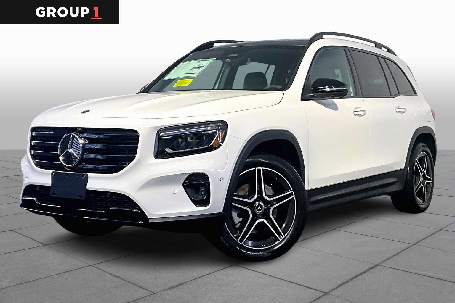 2026 Mercedes-Benz GLB GLB 250's photo