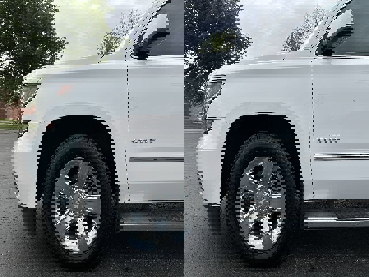 2017 Chevrolet Tahoe LT photo 34
