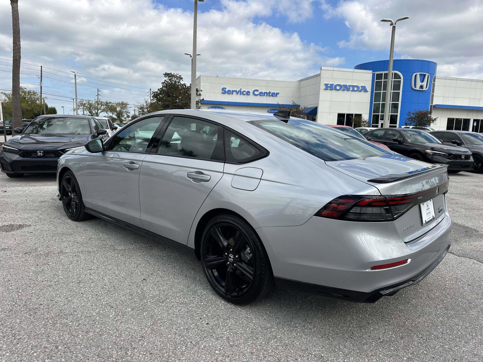 2025 Honda Accord Hybrid Sport-L photo 3