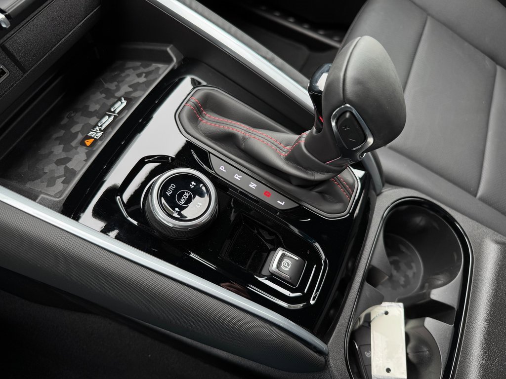 2025 Chevrolet Colorado Z71 photo 32