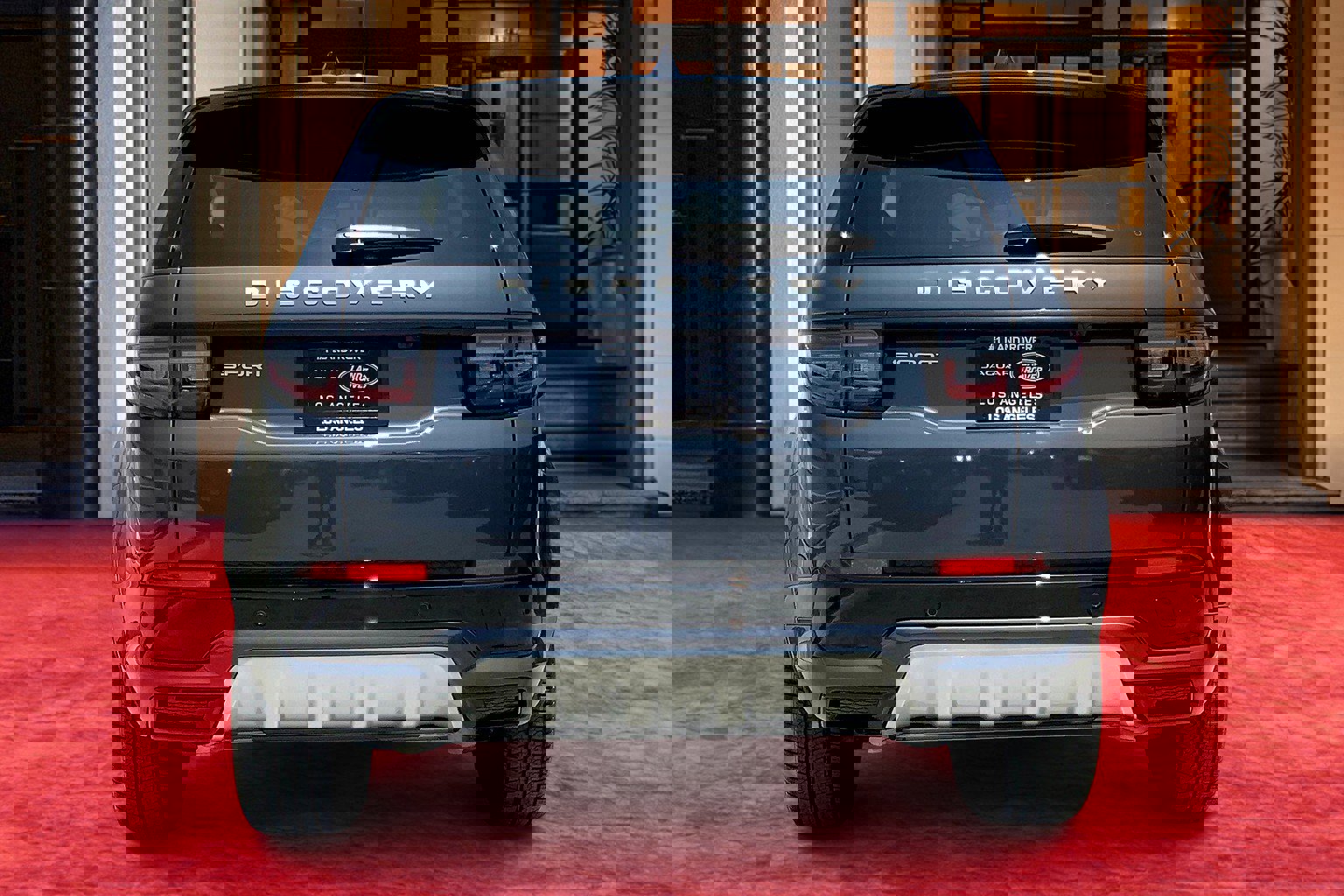 2025 Land Rover Discovery Sport S photo 2