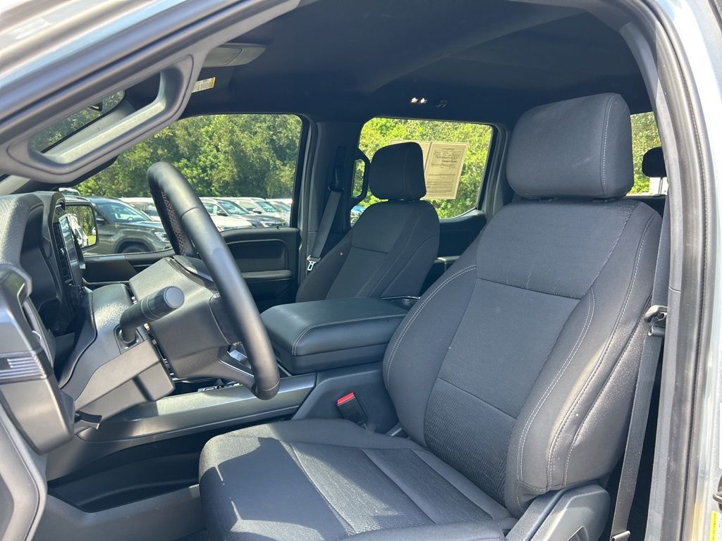 2024 Ford F-150 XLT photo 12