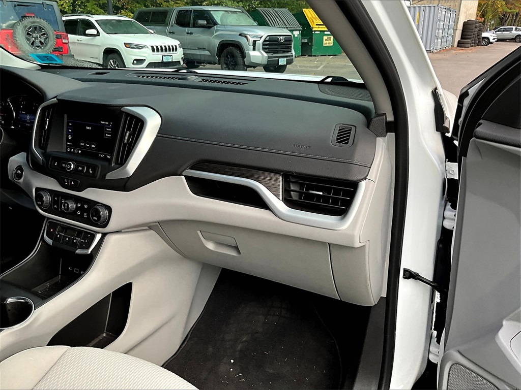 2023 Gmc Terrain SLE photo 12