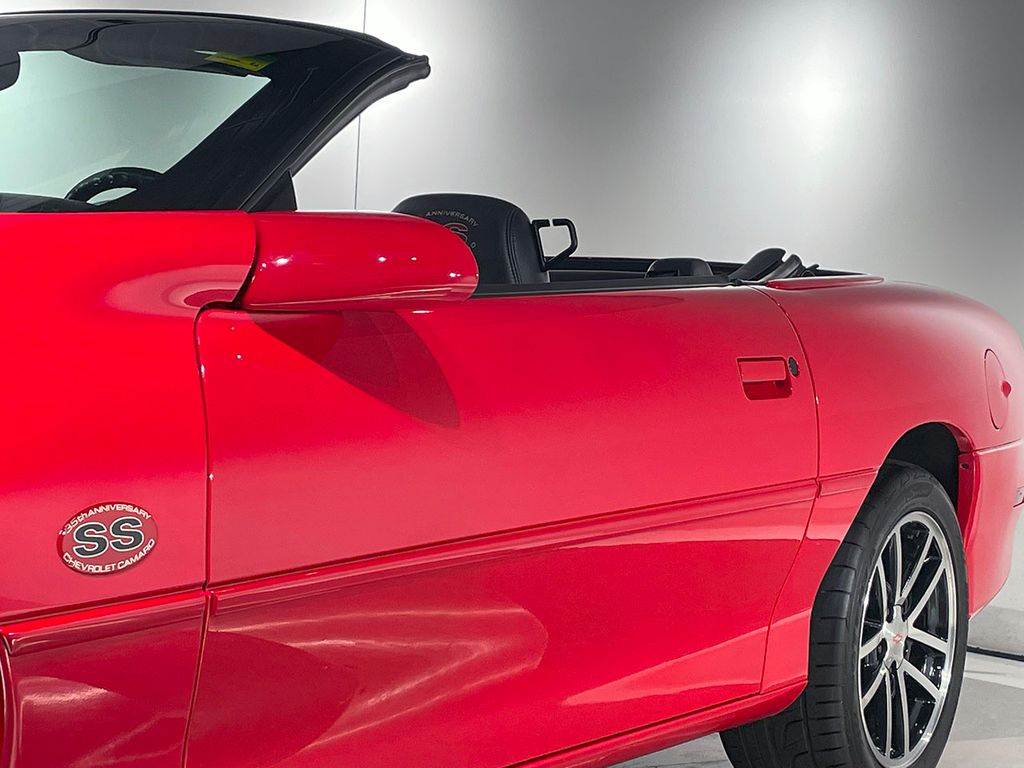 2002 Chevrolet Camaro Sport Coupe photo 28