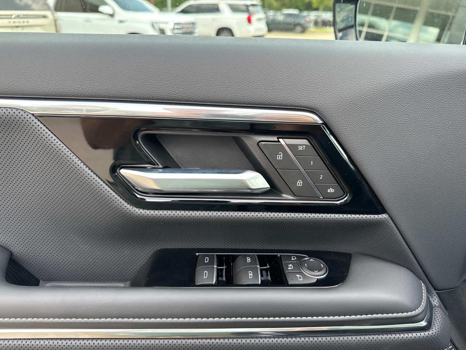 2025 Gmc Sierra EV Denali photo 11