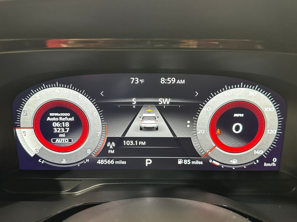 2023 Nissan Pathfinder Platinum photo 17